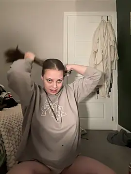 Krystal Tx online show from 8, 2, 2025