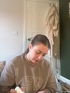 Krystal Tx online show from 7, 3, 2025