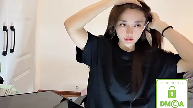 SarahYang online show from 15, 5, 2026