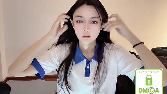 Snapshot of SarahYang chatting on 26, 9, 2025 SarahYang online show from 26, 9, 2025