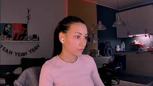 valorant girl online show from 12, 2, 2026