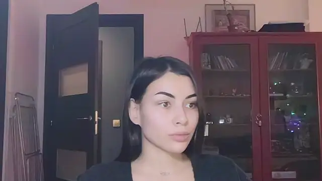 valorant girl online show from 25, 2, 2025