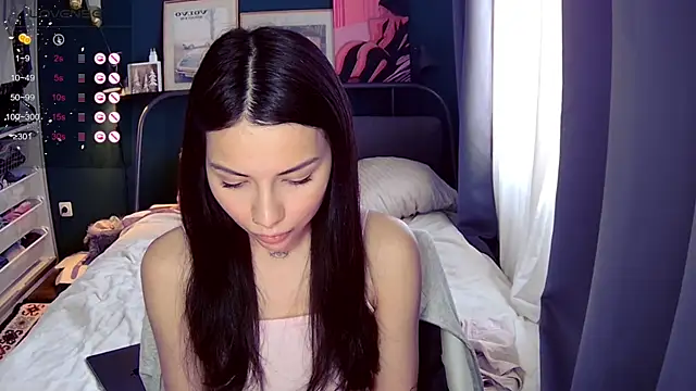 valorant girl online show from 20, 5, 2026