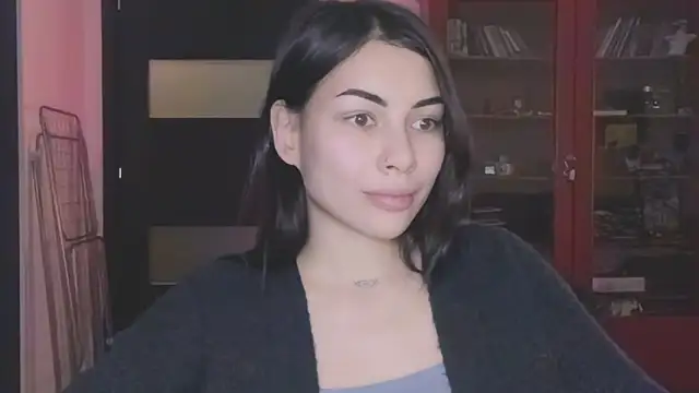 valorant girl online show from 25, 2, 2025