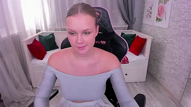 KiraDaring online show from 26, 12, 2024