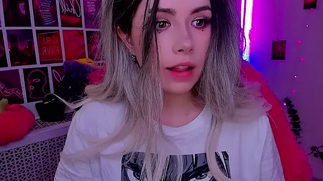 SparkleMona online show from 10, 2, 2025