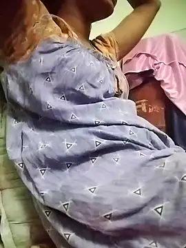 aadhini01 online show from 9, 2, 2025