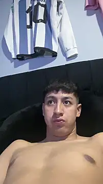 Stiven 017 online show from 14, 2, 2026