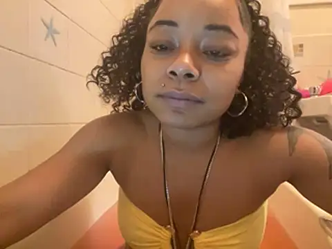 Snapshot of ChloeRebel chatting on 21, 12, 2024 ChloeRebel online show from 21, 12, 2024