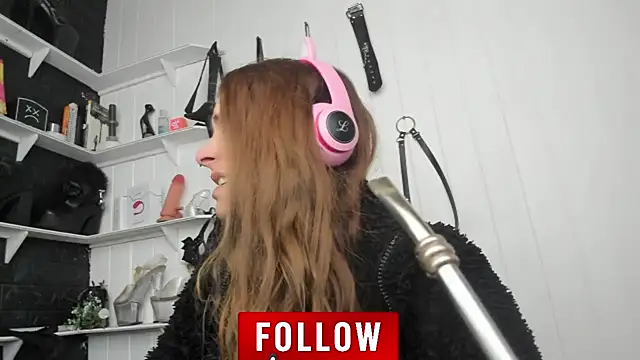 jessiburningheels online show from 11, 9, 2025