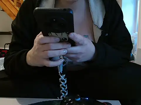 Lauzo21 online show from 18, 11, 2025