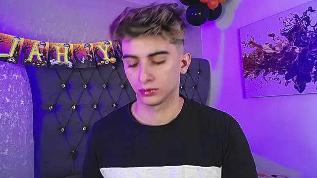 MrWilliseo online show from 14, 10, 2025