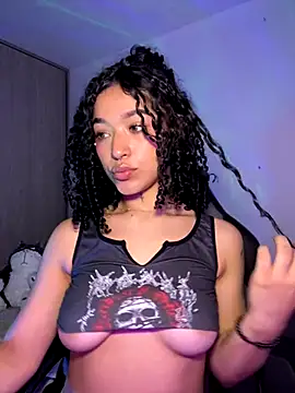 Crystal Dluna online show from 25, 9, 2025