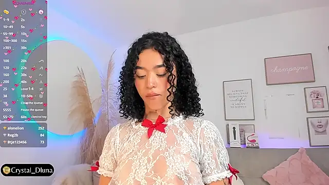 Crystal Dluna online show from 11, 3, 2025