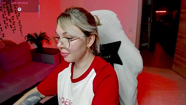 Snapshot of whoa-hoa-hoa-hoa-hoa chatting on 8, 11, 2025 whoa-hoa-hoa-hoa-hoa online show from 8, 11, 2025