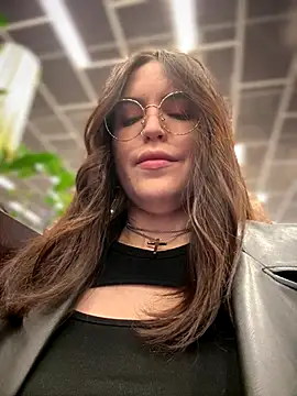 meow girl online show from 16, 12, 2025