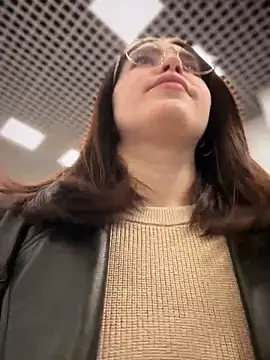 meow girl online show from 26, 10, 2025