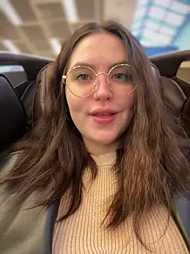 meow girl online show from 28, 10, 2025