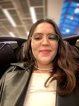 meow girl online show from 29, 11, 2025