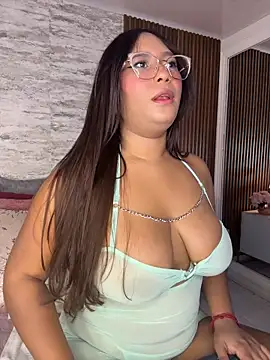 MadisonHunter2024 online show from 10, 2, 2026