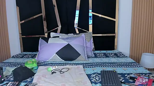 yahaira  online show from 13, 3, 2026