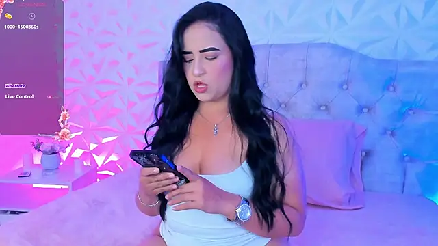 Snapshot of Miss_Ivy4 chatting on 28, 9, 2025 Miss Ivy4 online show from 28, 9, 2025