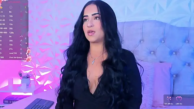 Snapshot of Miss_Ivy4 chatting on 6, 11, 2025 Miss Ivy4 online show from 6, 11, 2025