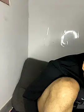 lixiaoshuai8 online show from 18, 11, 2025