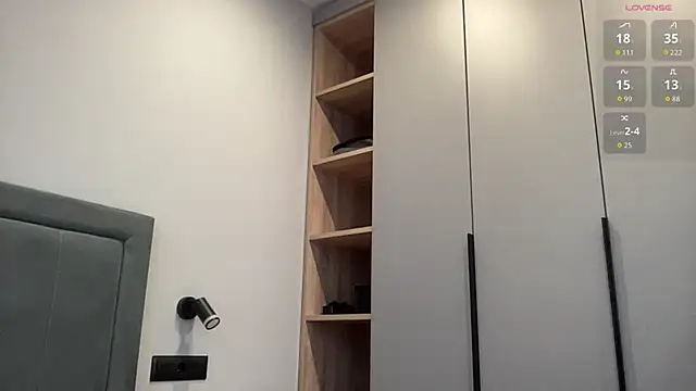 cute mark online show from 4, 10, 2025