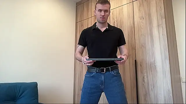 cute mark online show from 15, 3, 2026