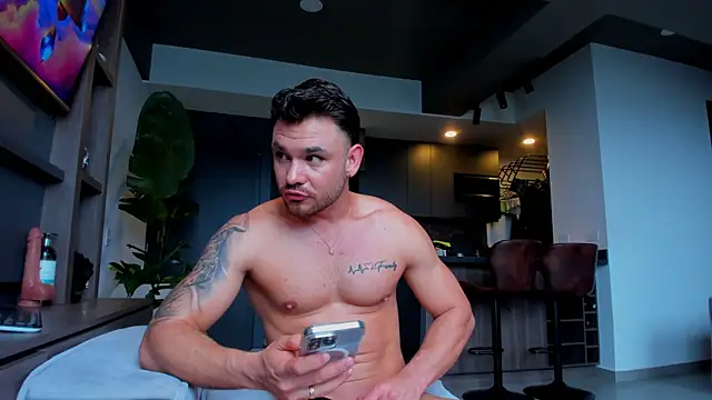 Maximo Marcelo online show from 16, 4, 2026