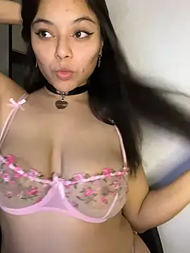 Snapshot of adry_moon666 chatting on 10, 3, 2025 adry moon666 online show from 10, 3, 2025