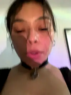 Snapshot of adry_moon666 chatting on 18, 9, 2025 adry moon666 online show from 18, 9, 2025