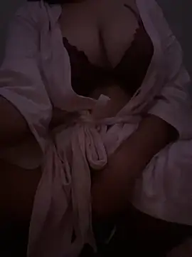 Snapshot of adry_moon666 chatting on 22, 10, 2025 adry moon666 online show from 22, 10, 2025