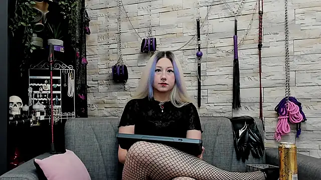 CruelMistress online show from 12, 1, 2026