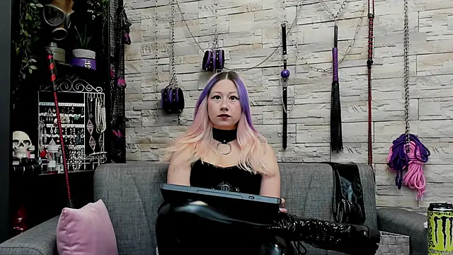 CruelMistress online show from 3, 12, 2025