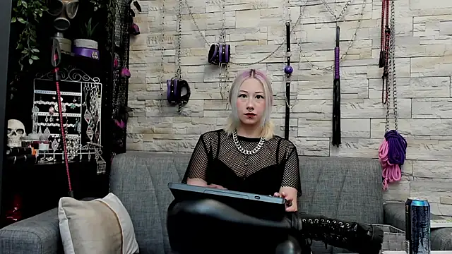 CruelMistress online show from 7, 5, 2026