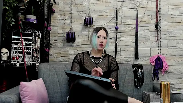 CruelMistress online show from 15, 3, 2026