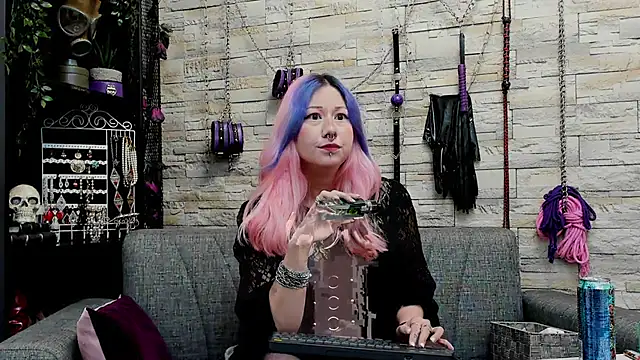 CruelMistress online show from 7, 11, 2025