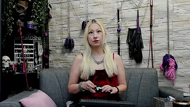 CruelMistress online show from 7, 10, 2025