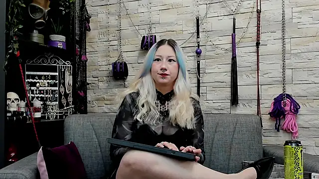 CruelMistress online show from 22, 12, 2025