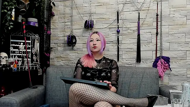 CruelMistress online show from 2, 6, 2026