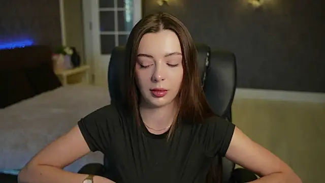 DinaCandy online show from 17, 3, 2026