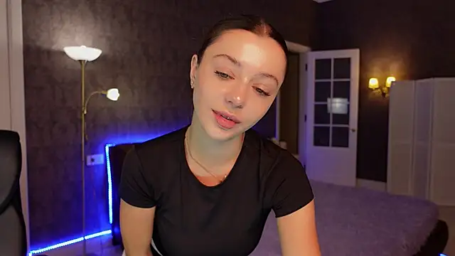 DinaCandy online show from 1, 10, 2025