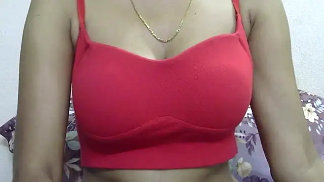 Snapshot of _FluffyHxney_ chatting on 27, 6, 2026 FluffyHxney online show from 27, 6, 2026