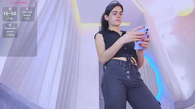 Venusflame   online show from 11, 3, 2025