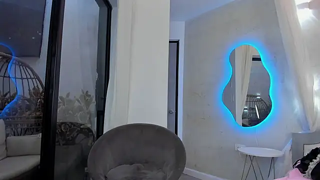 Venusflame   online show from 27, 10, 2025