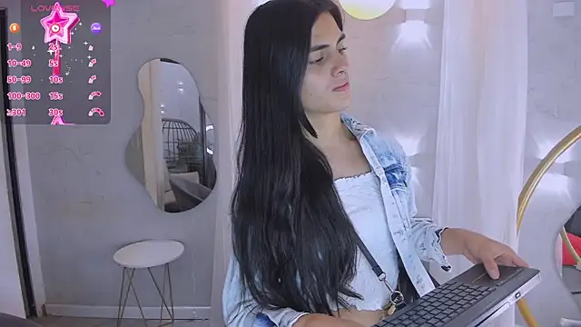 Venusflame   online show from 17, 3, 2025