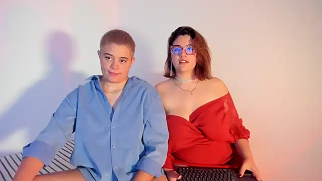 Candelariia  online show from 13, 3, 2025