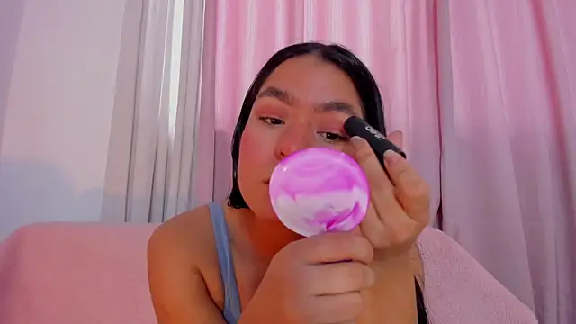 HayamiKioto online show from 12, 11, 2025